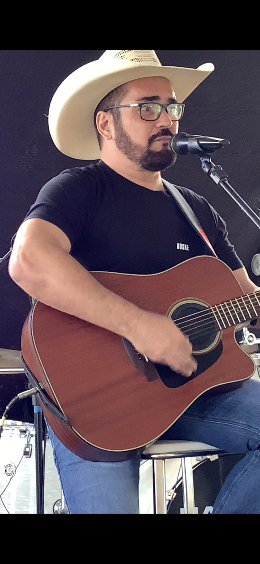 6762E053-CAE4-4A58-A009-EF12165AC8BE