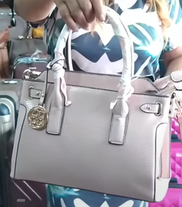 Screenshot_2022-05-17-16-56-50-889_com.instagram.android